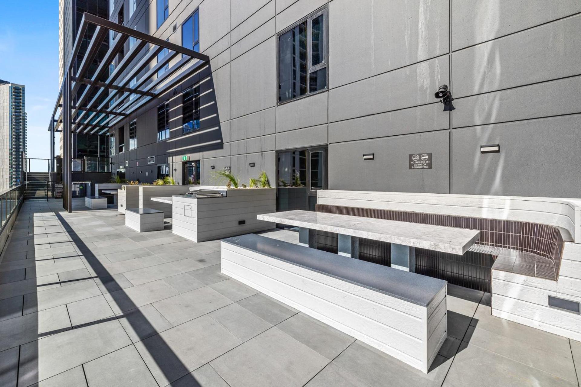 New 1B Sophistication Southbank Apartment Melbourne Exterior photo