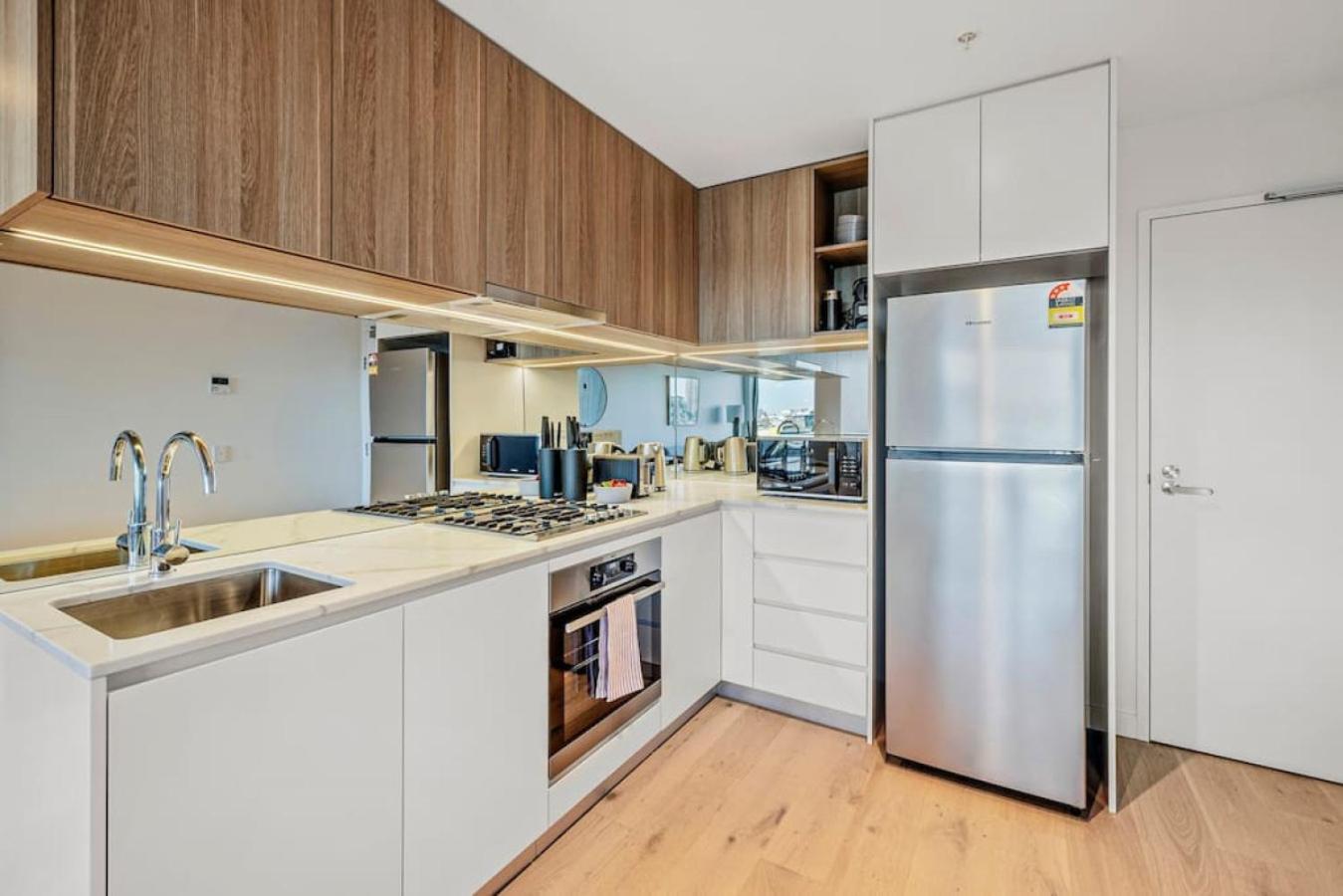 New 1B Sophistication Southbank Apartment Melbourne Exterior photo