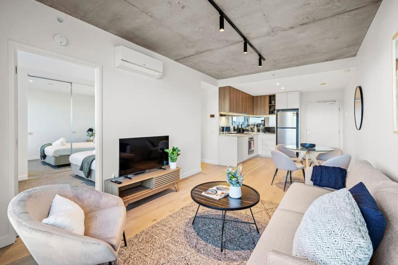 New 1B Sophistication Southbank Apartment Melbourne Exterior photo